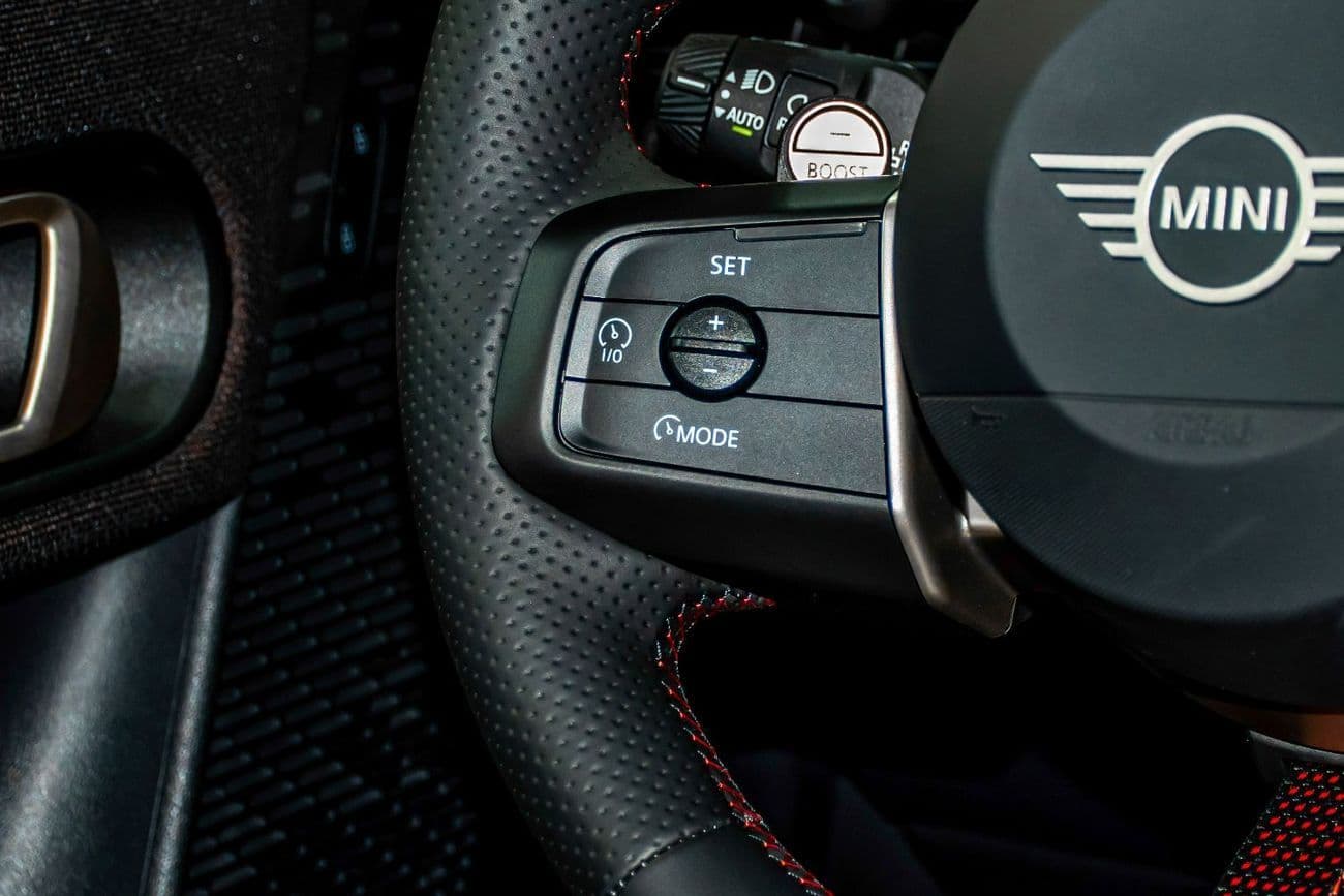 2025 Mini Cooper S STANDARD thumbnail 8