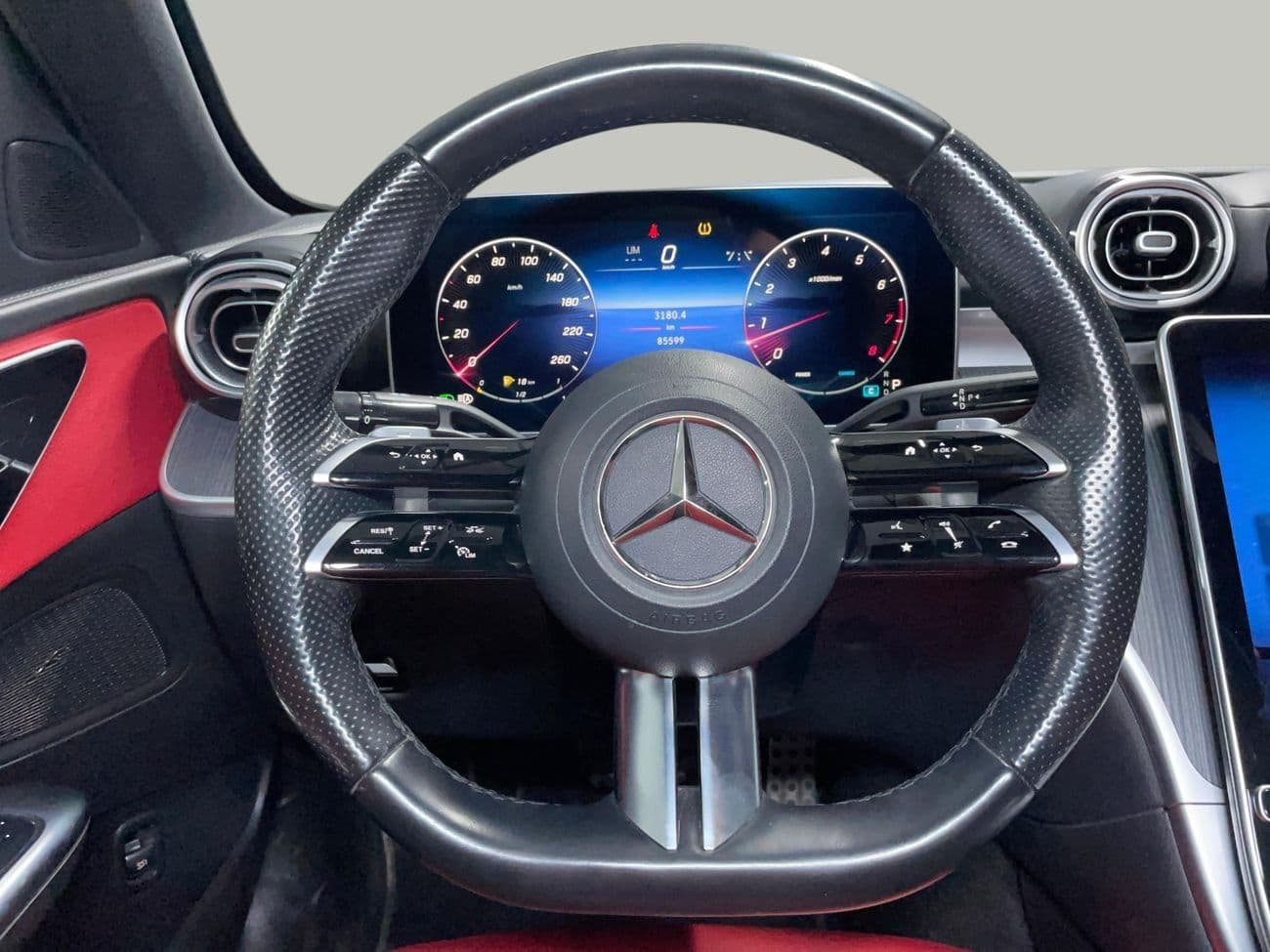 2023 Mercedes Benz C200 AMG thumbnail 8
