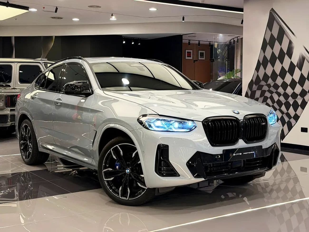 2025 BMW X4 M40I thumbnail 4