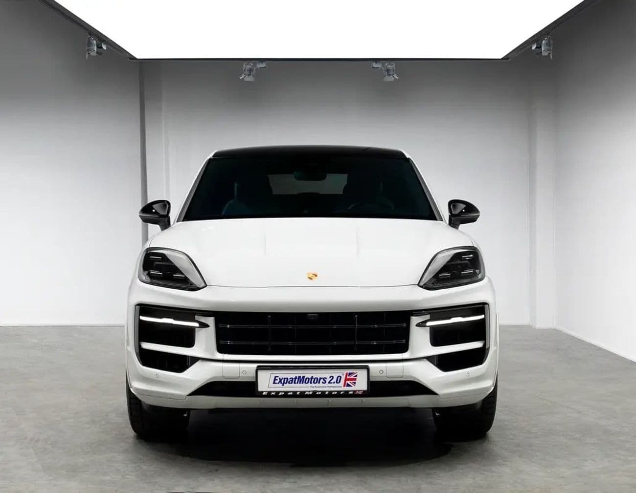 2024 Porsche Cayenne S thumbnail 5