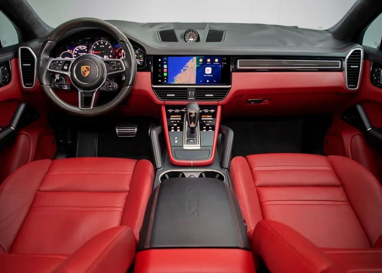 2022 Porsche Cayenne GTS thumbnail 8