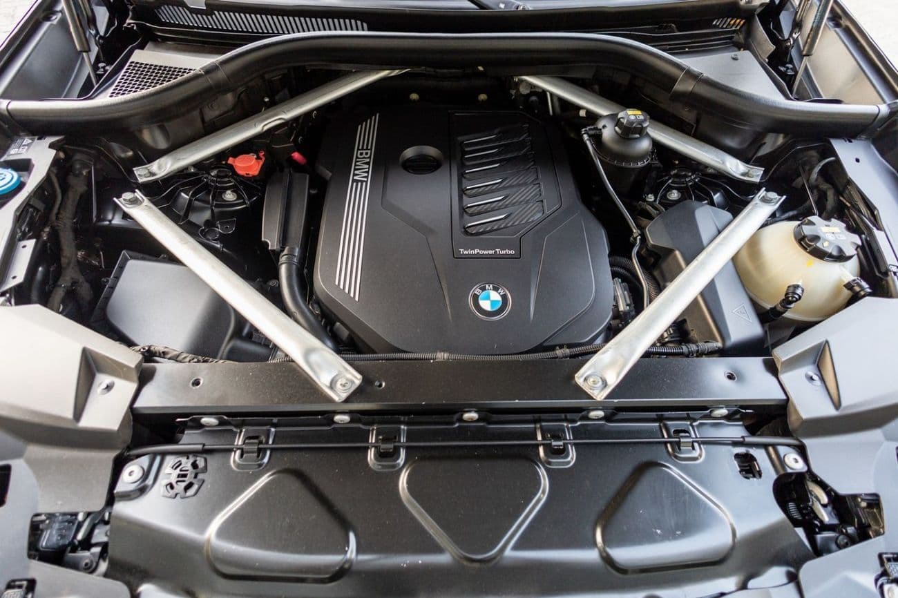 2023 BMW X6 40i M Sport 3.0L thumbnail 8
