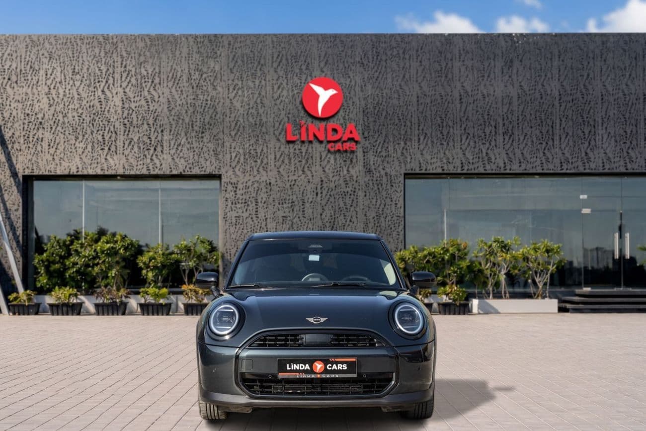 2025 Mini Cooper C thumbnail 2