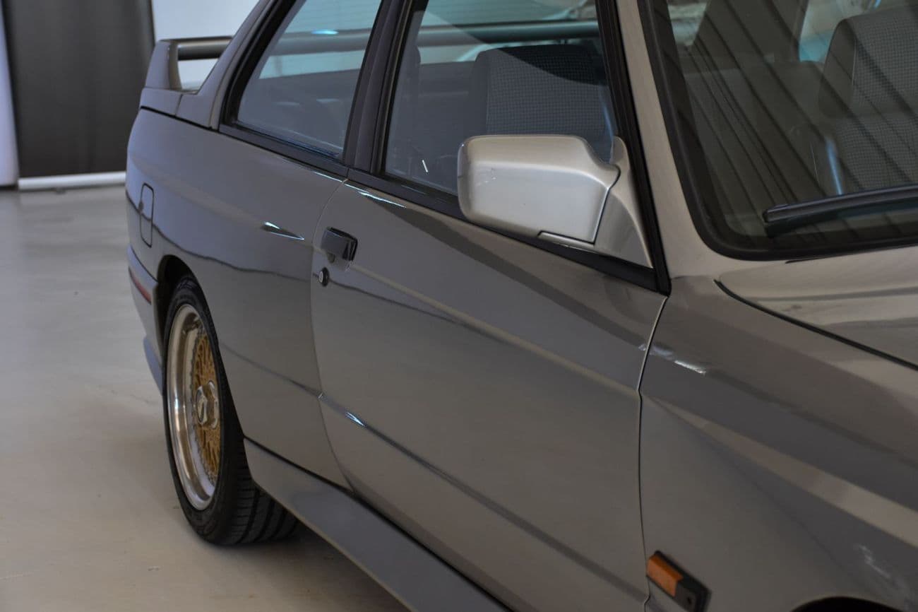 1989 BMW M3 thumbnail 6