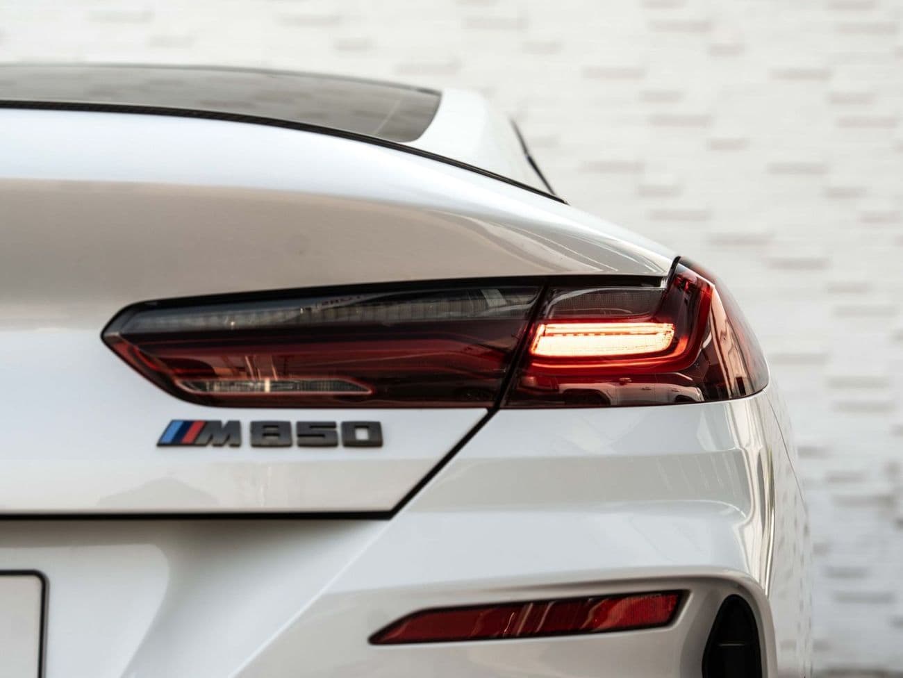 2021 BMW M850i xDrive thumbnail 6