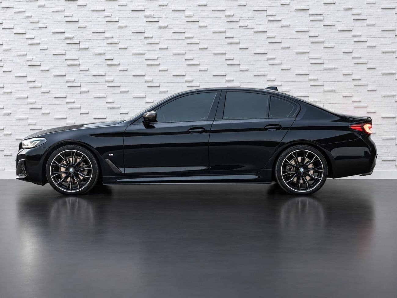 2022 BMW 520i M SPORT thumbnail 8