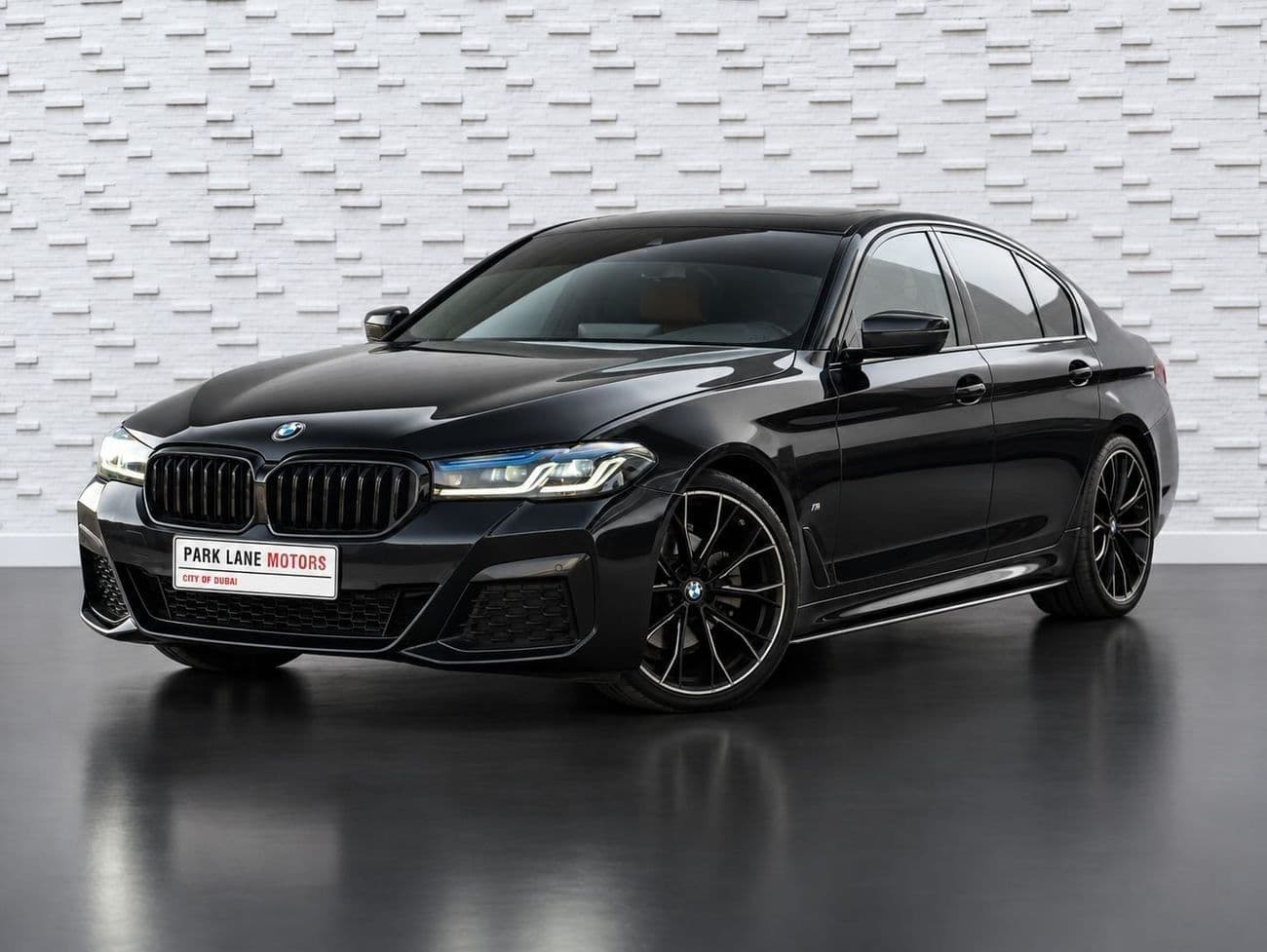2022 BMW 520i M SPORT