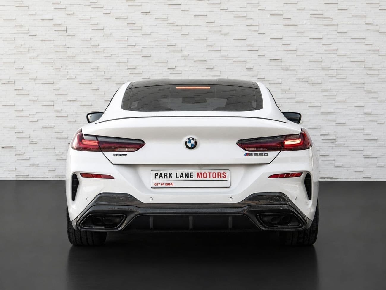 2021 BMW M850i xDrive thumbnail 4