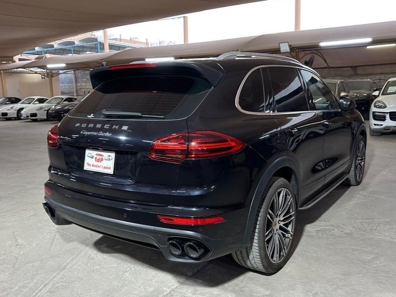 2015 Porsche Cayenne TURBO thumbnail 2