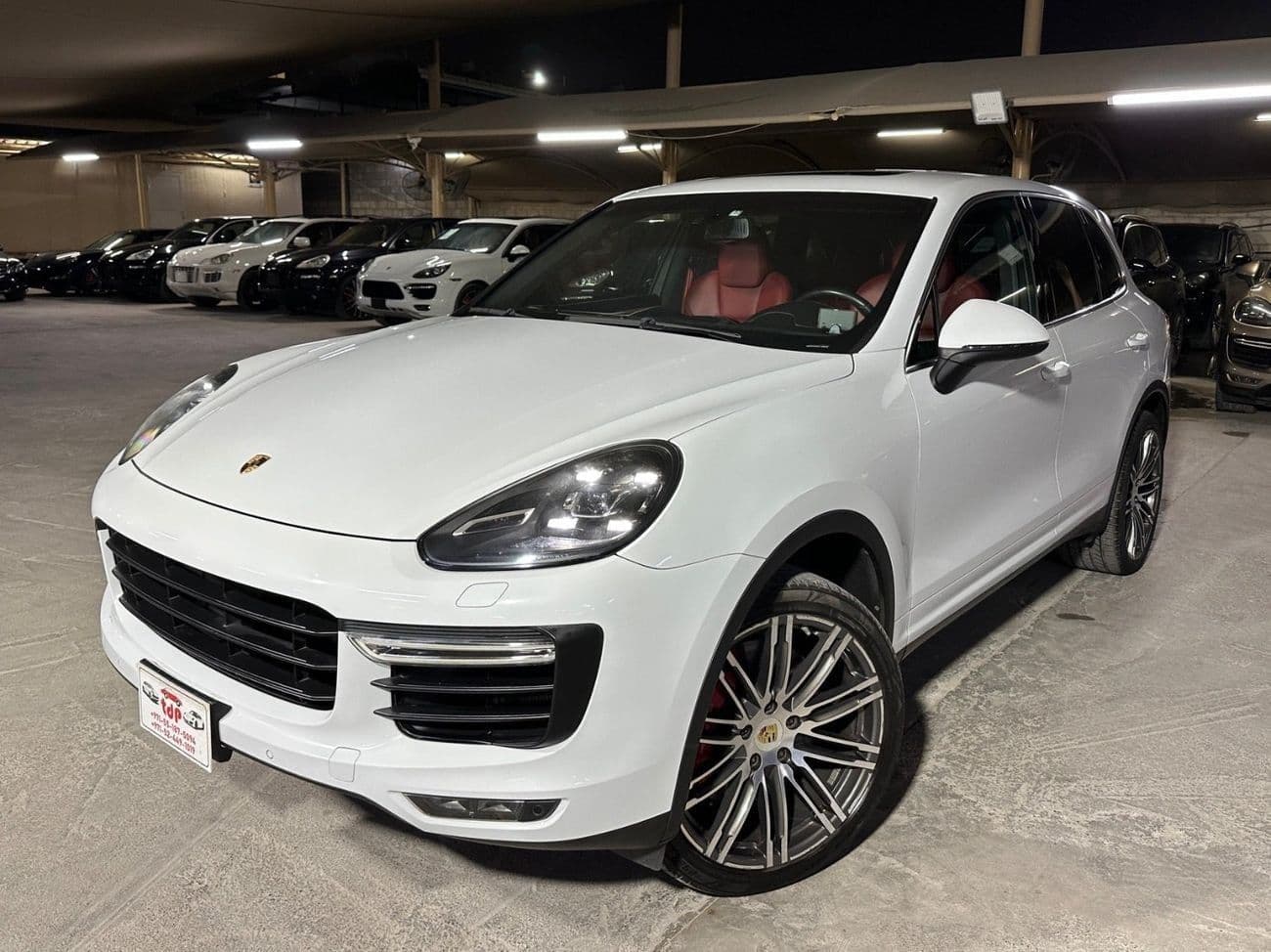 2016 Porsche Cayenne TURBO