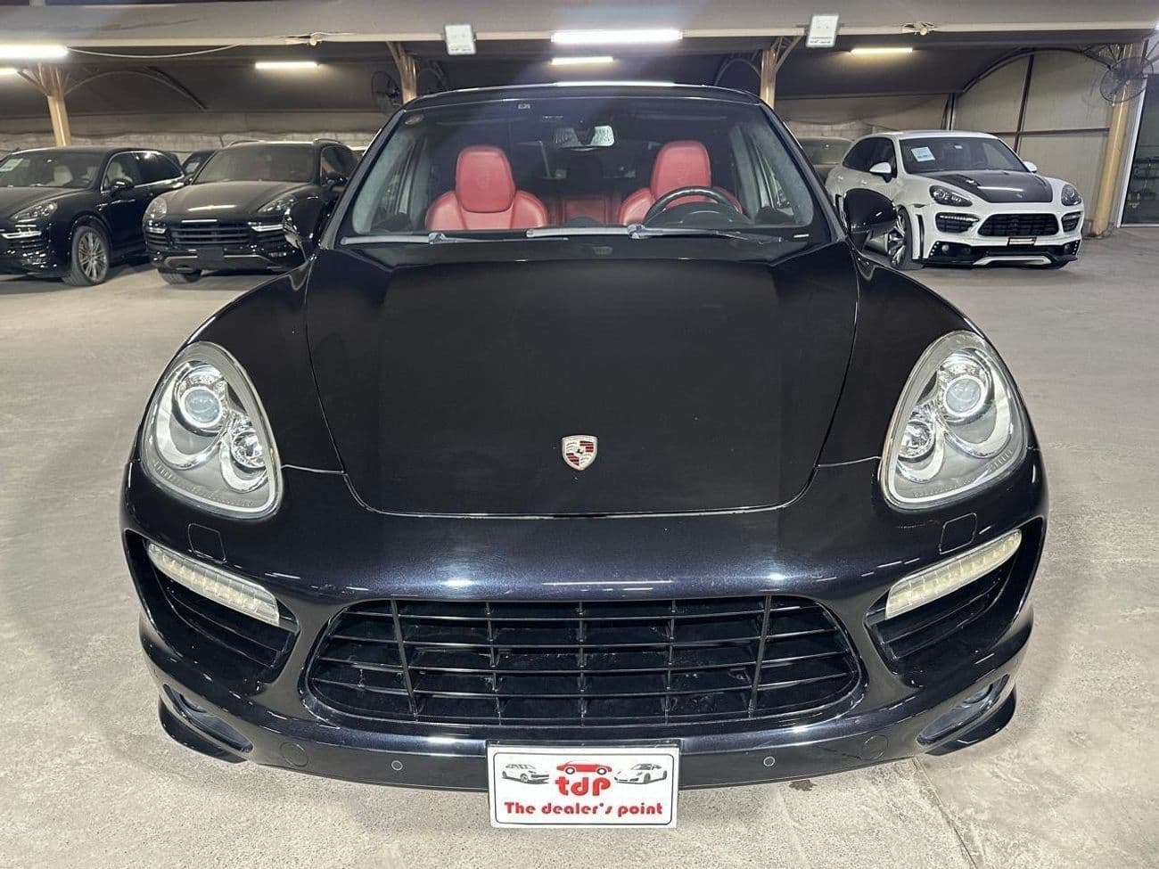 2014 Porsche Cayenne TURBO S thumbnail 8