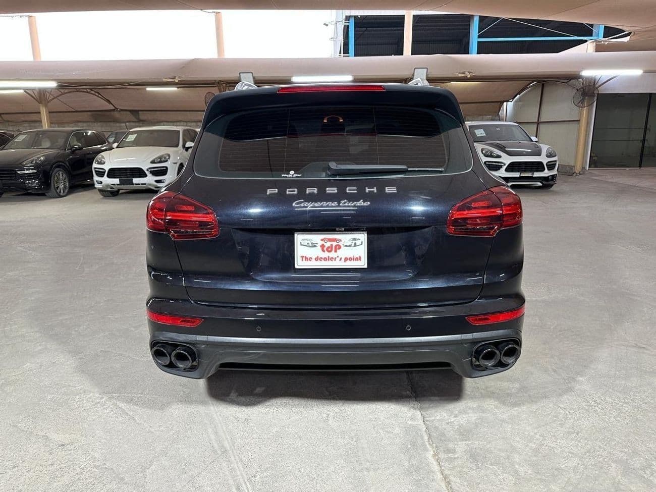 2015 Porsche Cayenne TURBO thumbnail 5