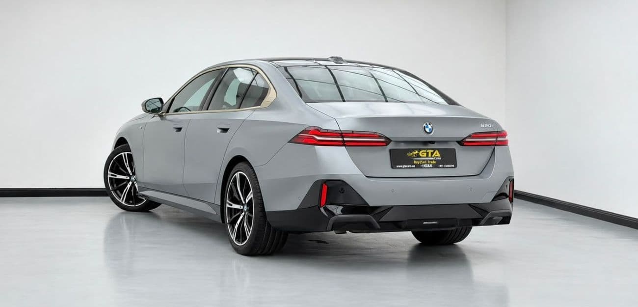 2024 BMW 520i M SPORT thumbnail 6