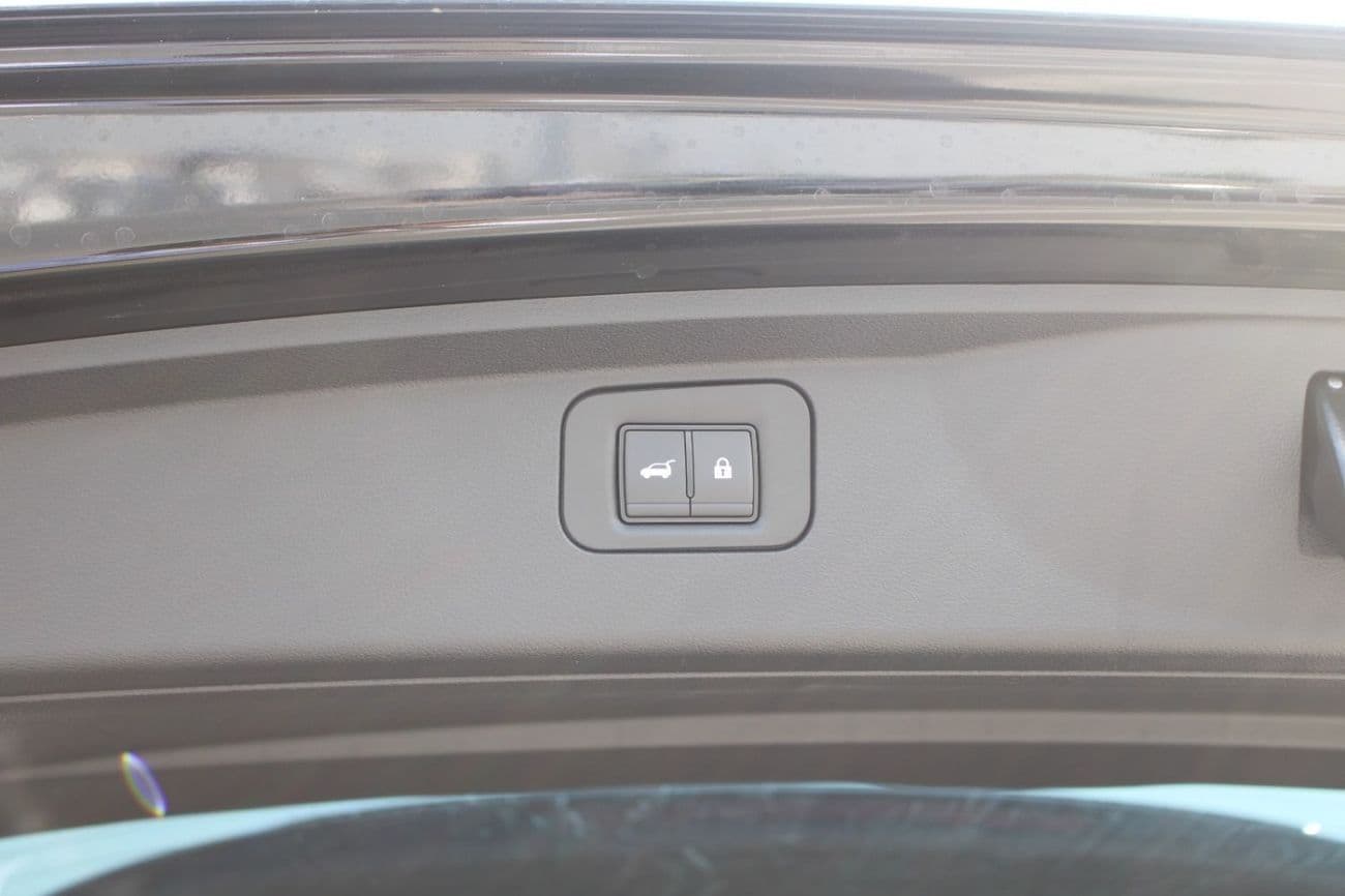 2026 Nissan Patrol LE PLATINUM CITY thumbnail 3