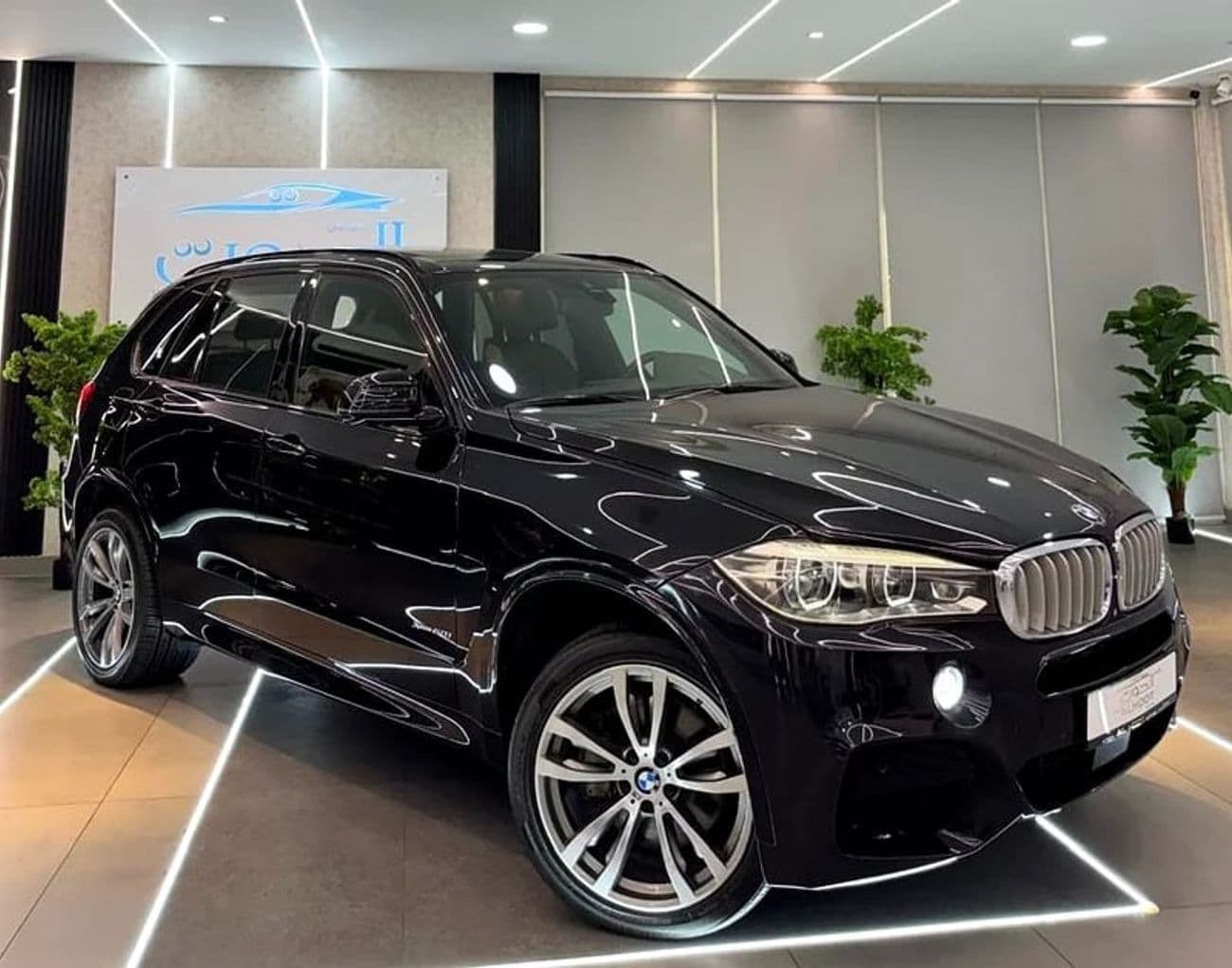 2017 BMW X5 50i M SPORT thumbnail 7