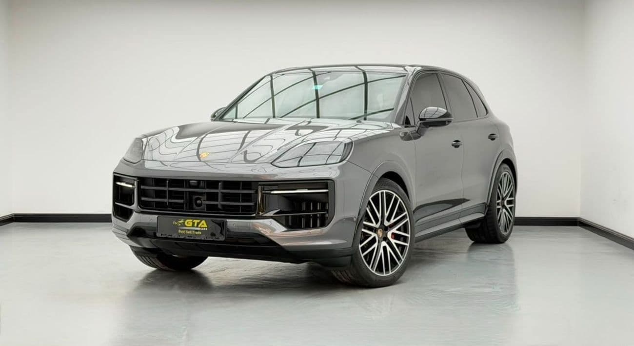 2025 Porsche Cayenne GTS