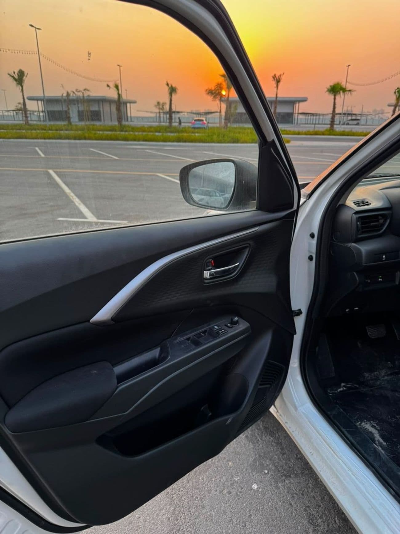 2026 Suzuki Swift GLX thumbnail 5