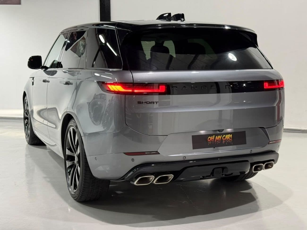 2025 Land Rover Range Rover Sport 2025 thumbnail 5