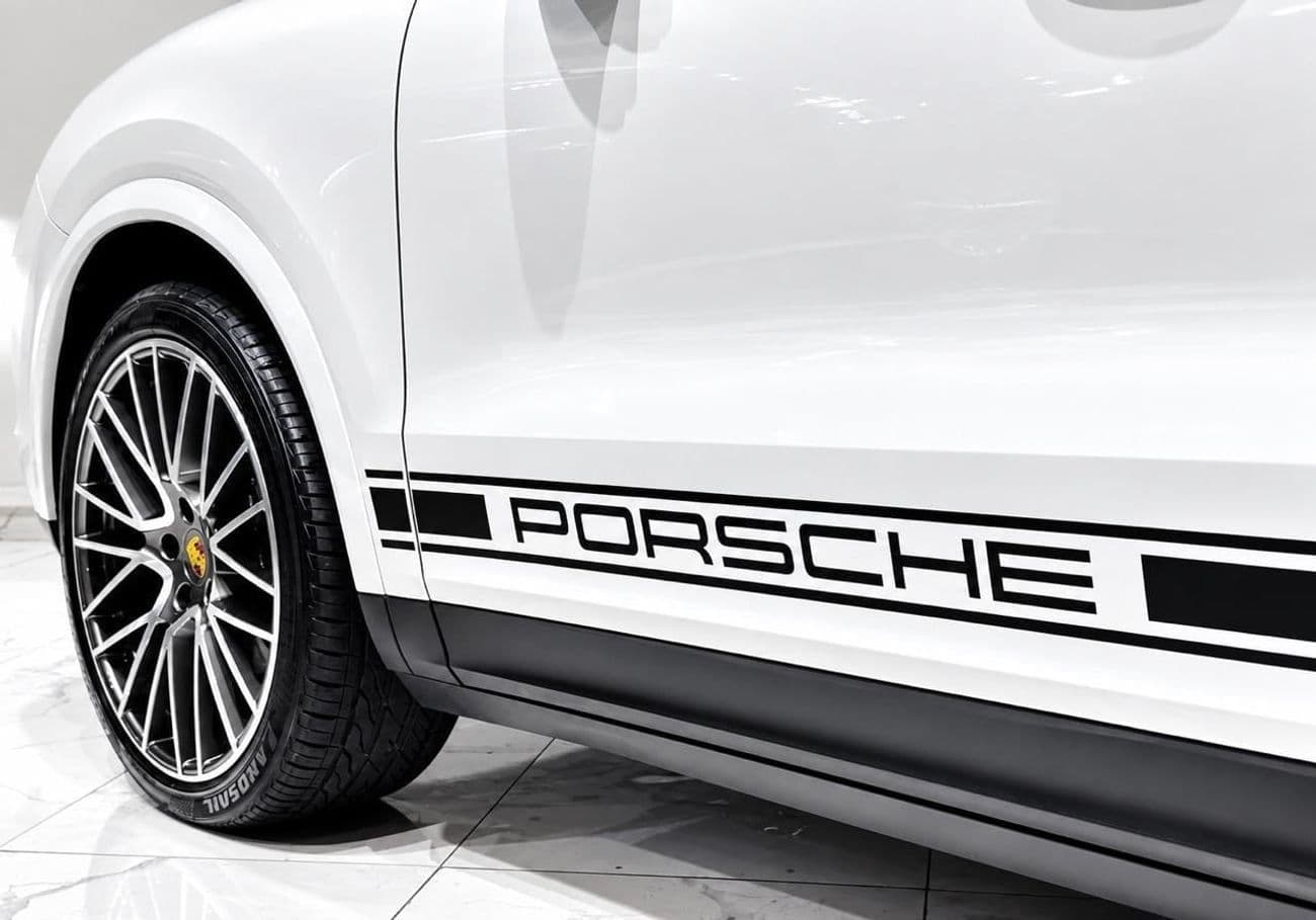 2020 Porsche Cayenne STANDARD thumbnail 7