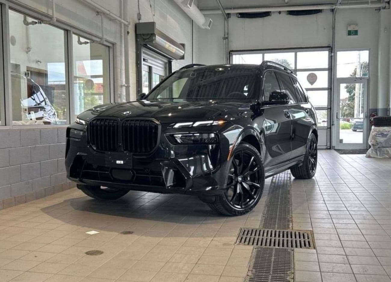 2025 BMW X7 XDRIVE40I M SPORT
