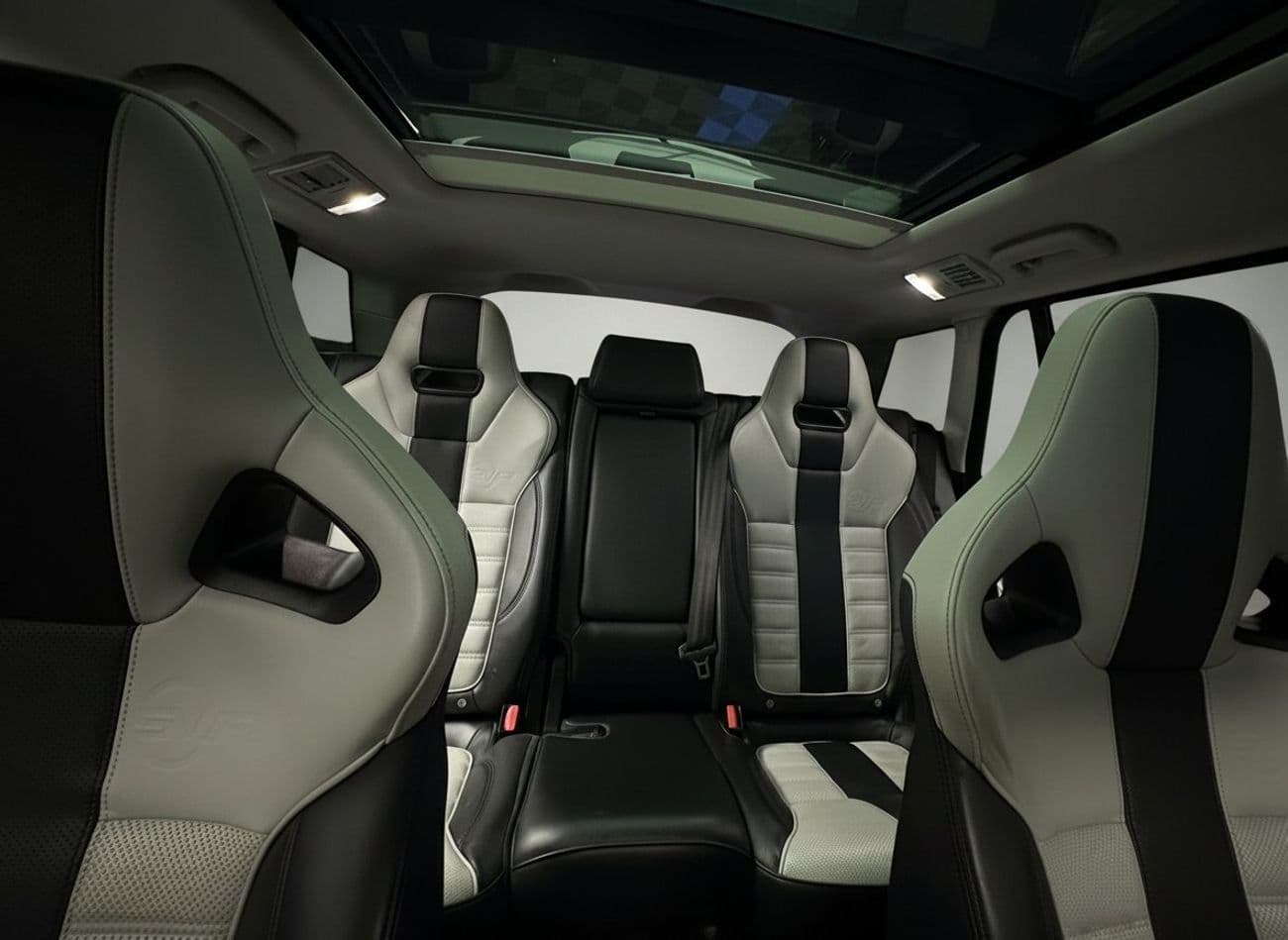 2017 Land Rover Range Rover Sport SVR thumbnail 6