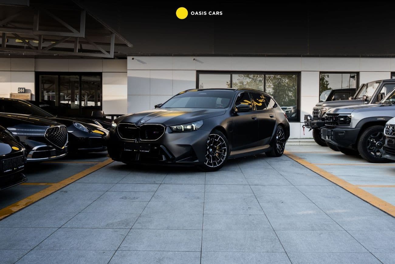 2025 BMW M5 MASTERCLASS