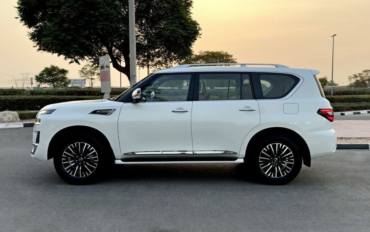2023 Nissan Patrol SE PLATINUM CITY thumbnail 4
