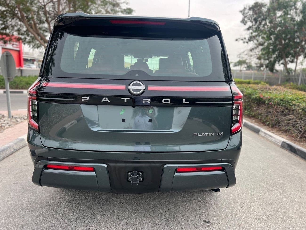 2026 Nissan Patrol SE PLATINUM CITY thumbnail 6