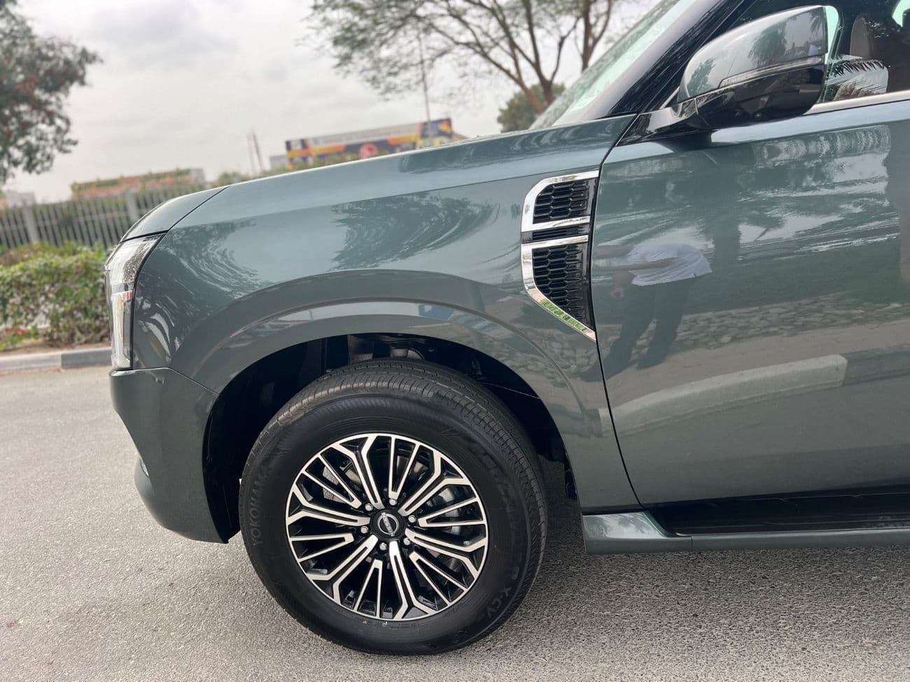 2026 Nissan Patrol SE PLATINUM CITY thumbnail 7