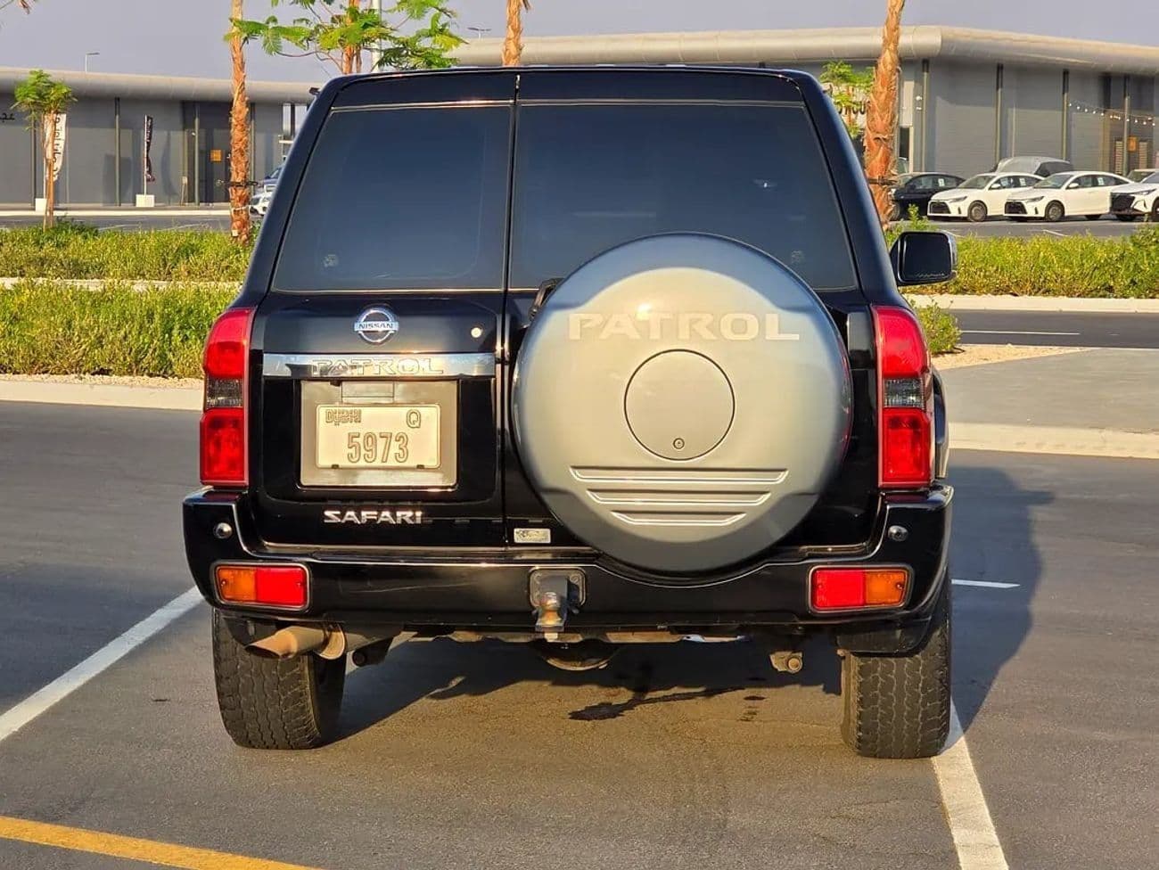 2012 Nissan Patrol HT SAFARI thumbnail 3