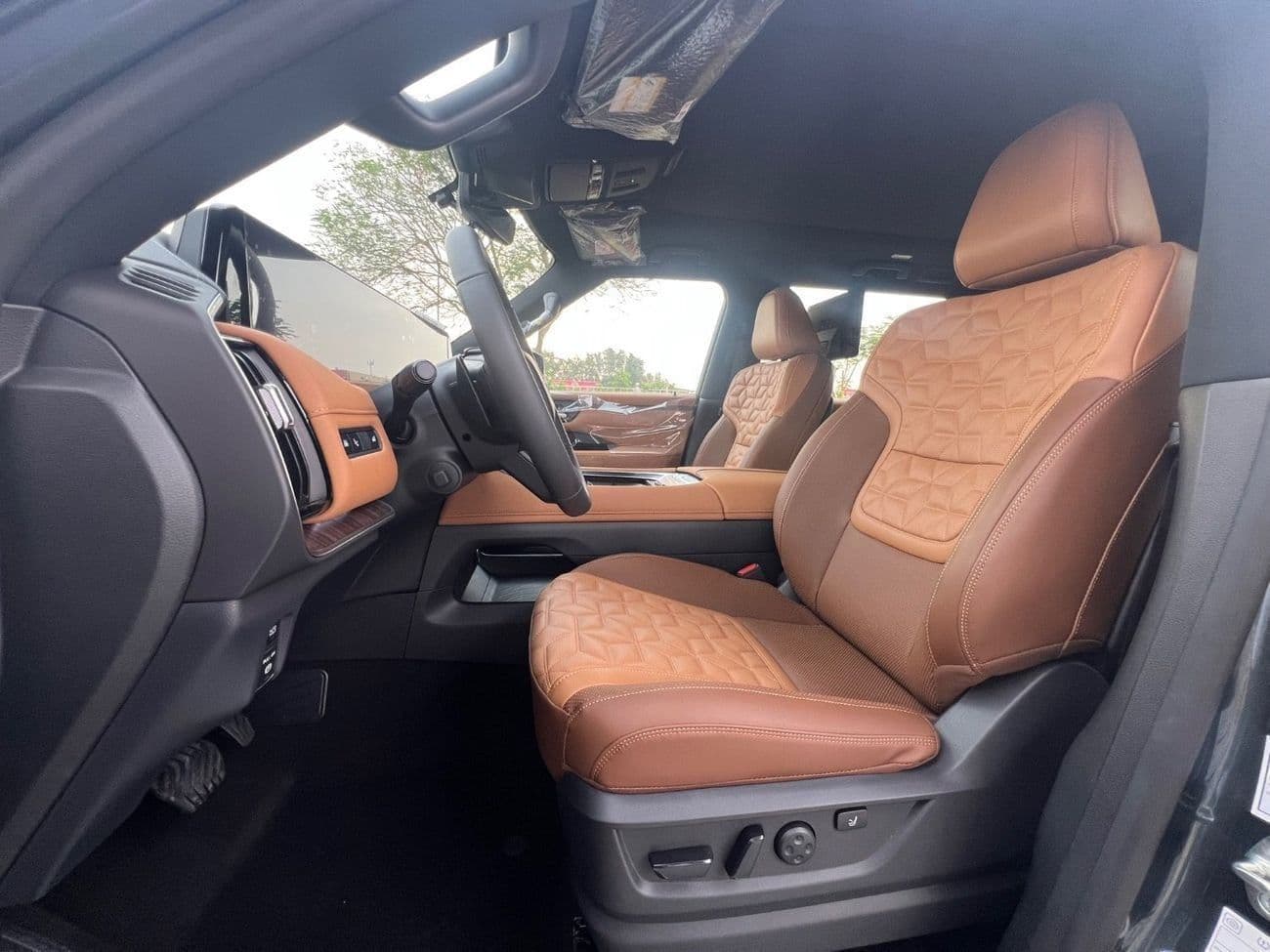 2026 Nissan Patrol LE PLATINUM CITY thumbnail 8