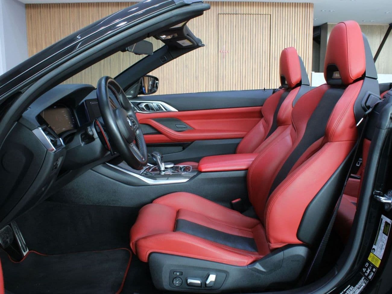 2022 BMW M4 thumbnail 3