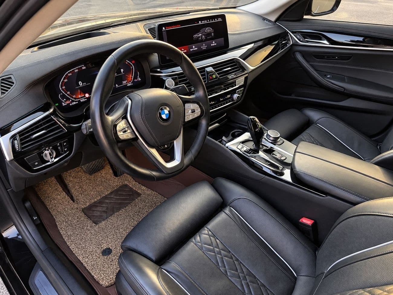 2022 BMW 520i BMW 523d Luxury Line 2022 DIESEL thumbnail 8
