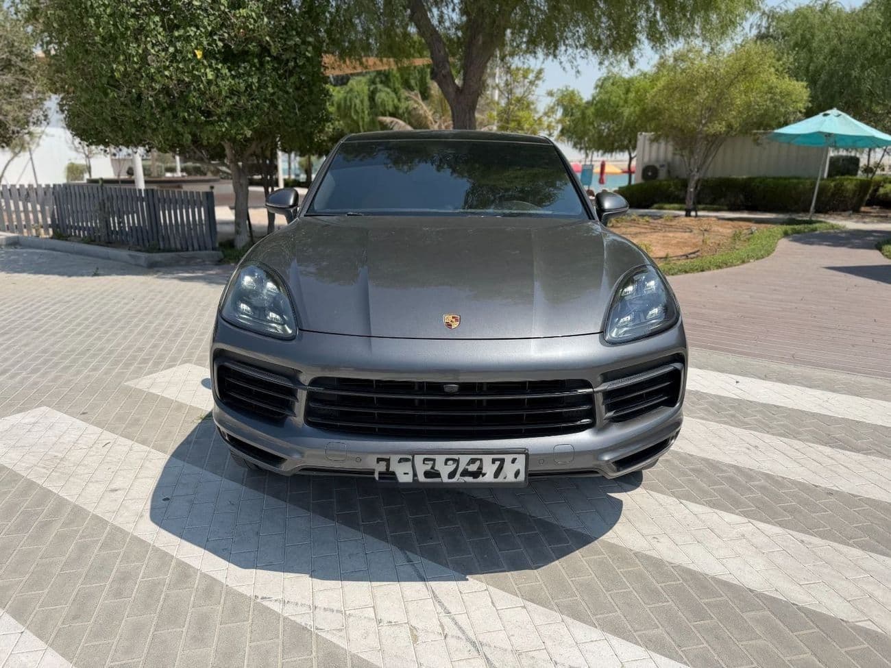 2020 Porsche Cayenne STANDARD thumbnail 3