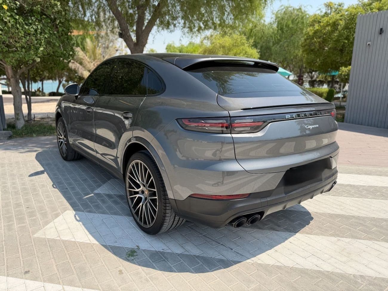 2020 Porsche Cayenne STANDARD thumbnail 7