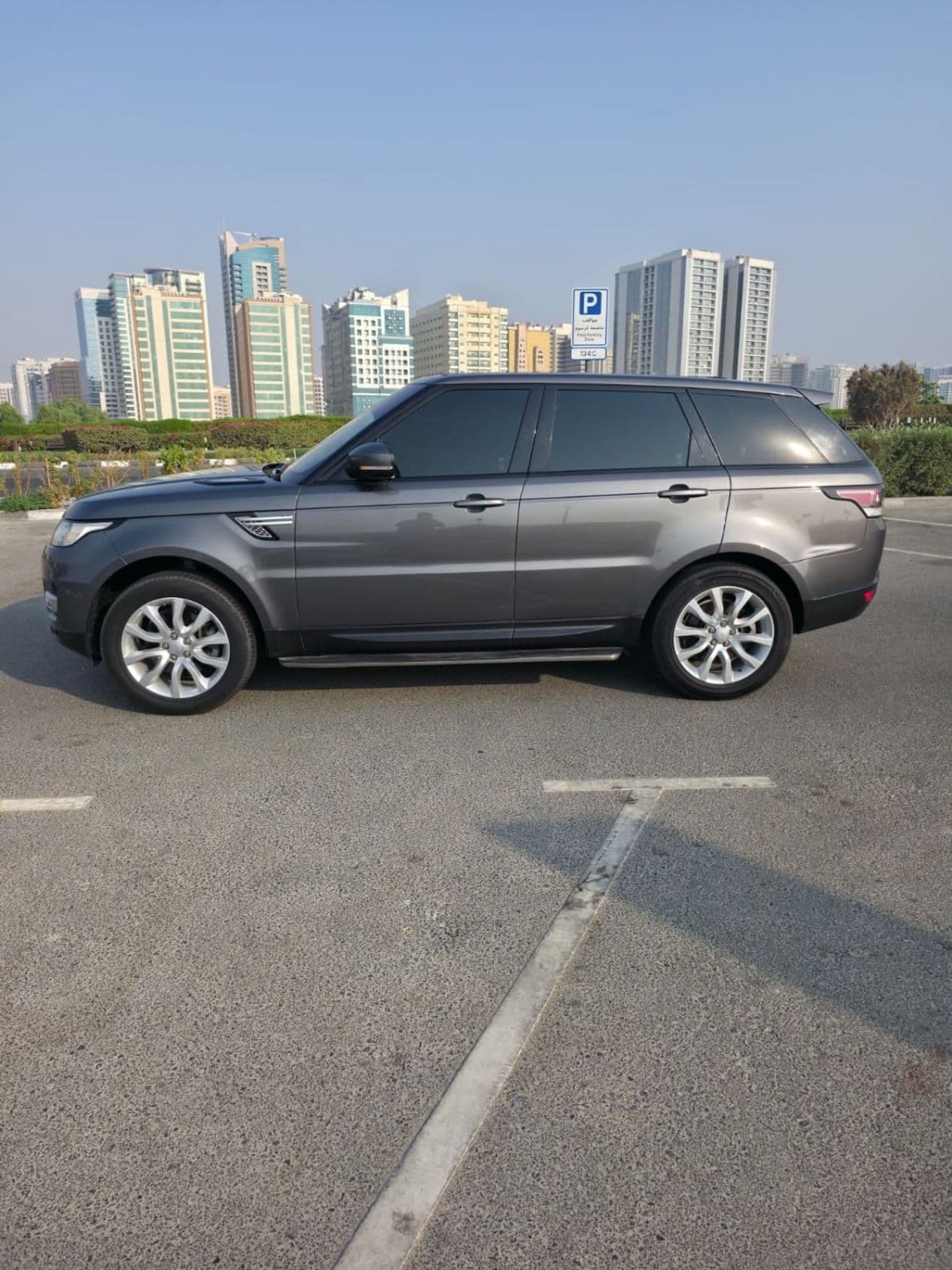2016 Land Rover Range Rover Sport HSE thumbnail 3