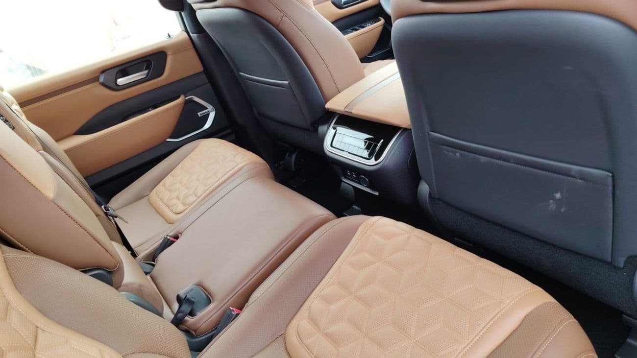 2026 Nissan Patrol LE PLATINUM CITY thumbnail 5