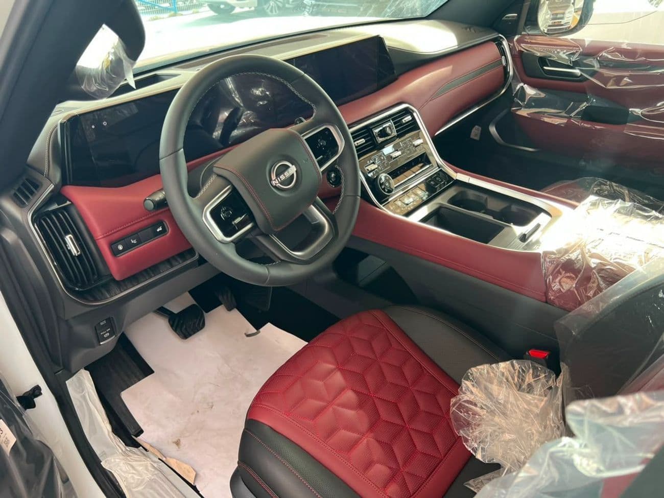2026 Nissan Patrol PLATINUM thumbnail 8