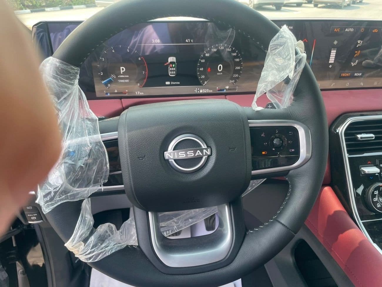 2026 Nissan Patrol LE TITANIUM thumbnail 6