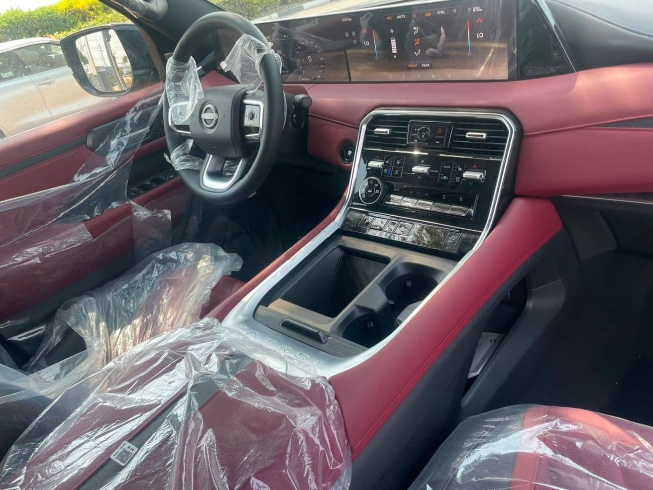 2026 Nissan Patrol LE TITANIUM thumbnail 8