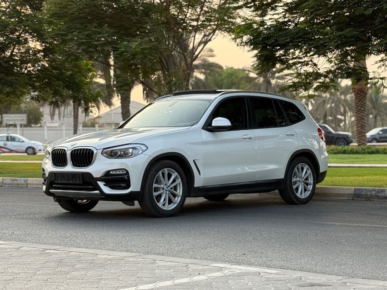 2019 BMW X3 XDRIVE 30i EXCLUSIVE thumbnail 2