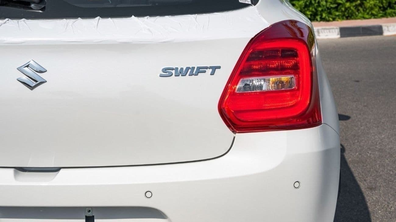 2025 Suzuki Swift GLX thumbnail 6