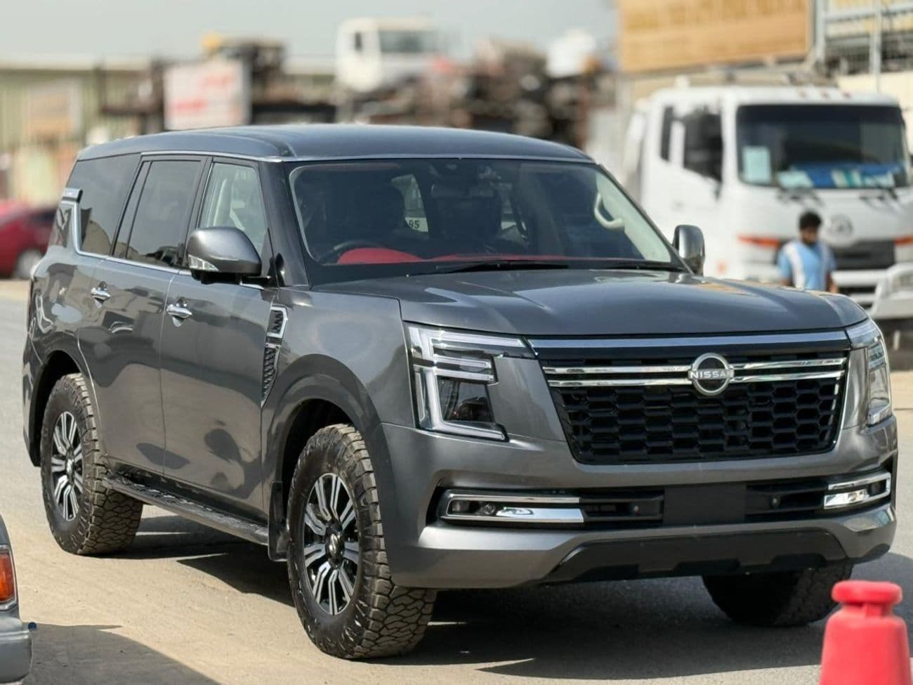 2021 Nissan Patrol thumbnail 5