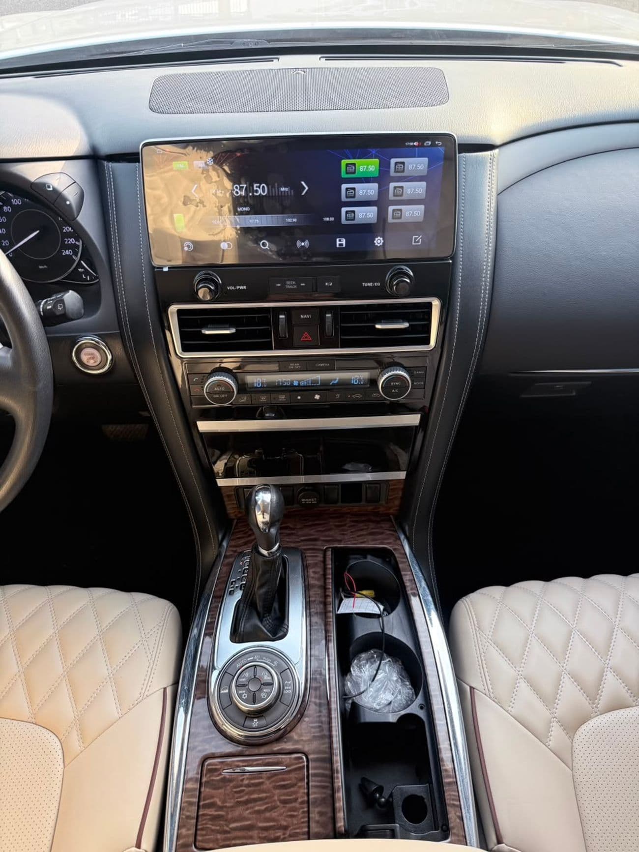 2019 Nissan Patrol LE T1 thumbnail 6