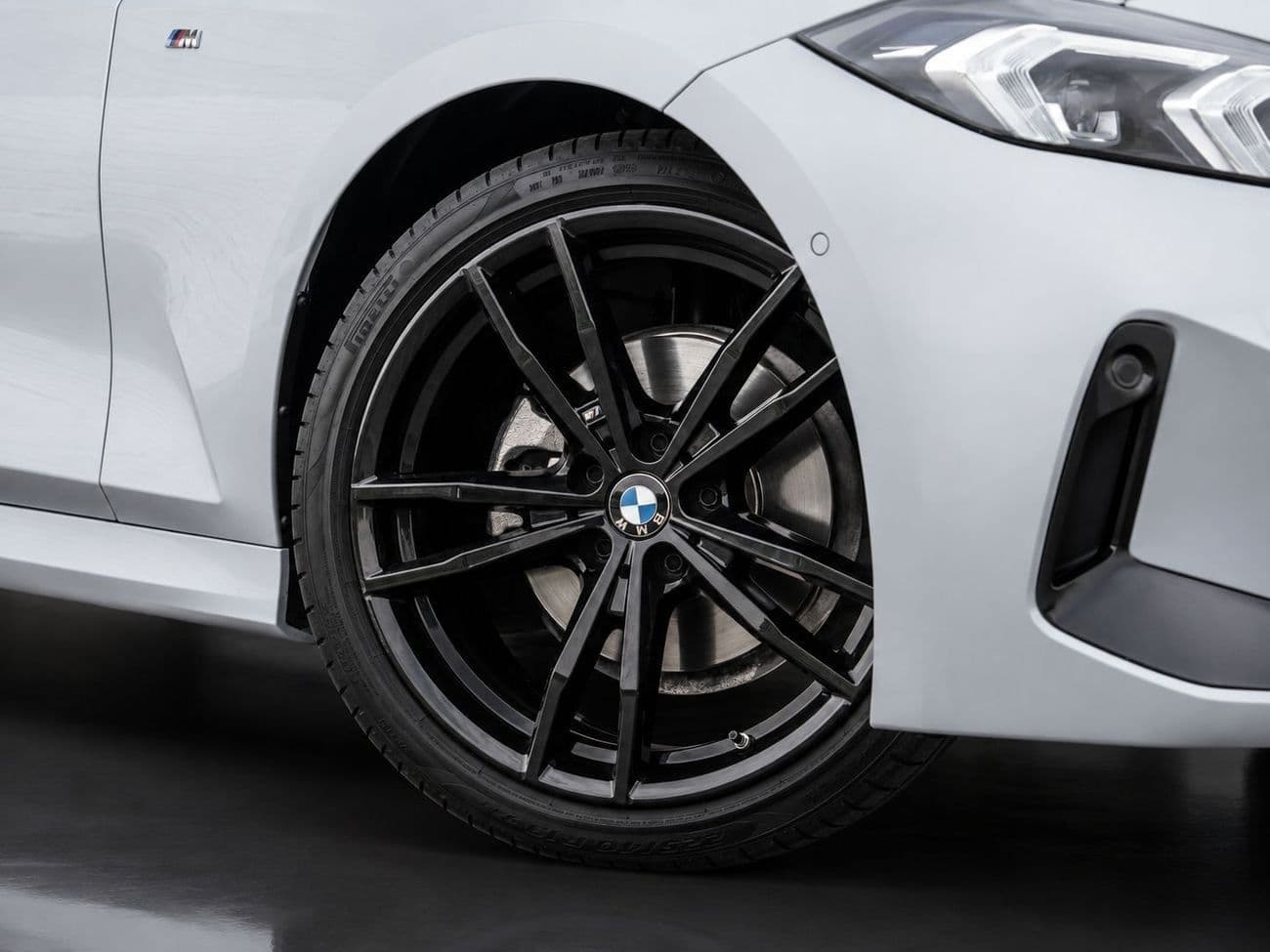 2024 BMW 320i SHADOW PACKAGE thumbnail 5