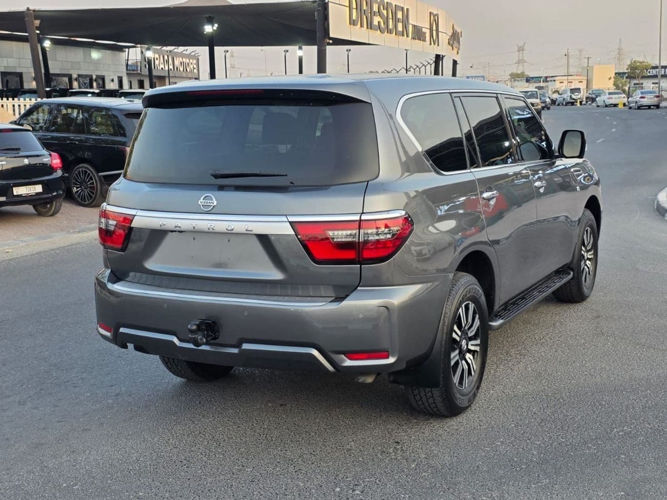 2021 Nissan Patrol XE thumbnail 4