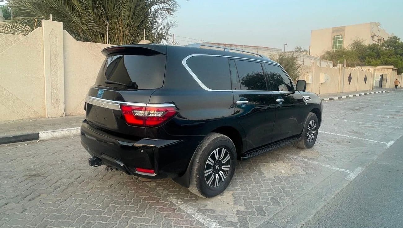 2023 Nissan Patrol LE T2 thumbnail 5