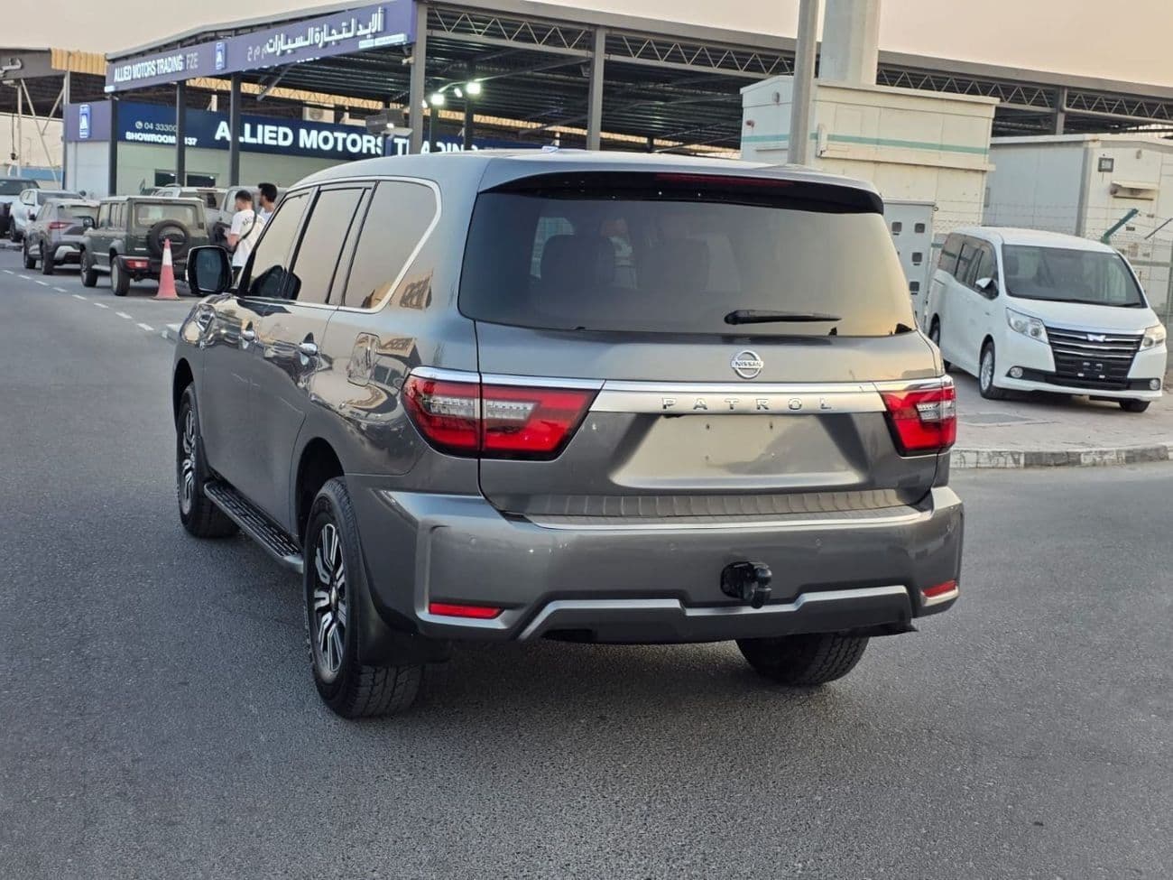 2021 Nissan Patrol XE thumbnail 5