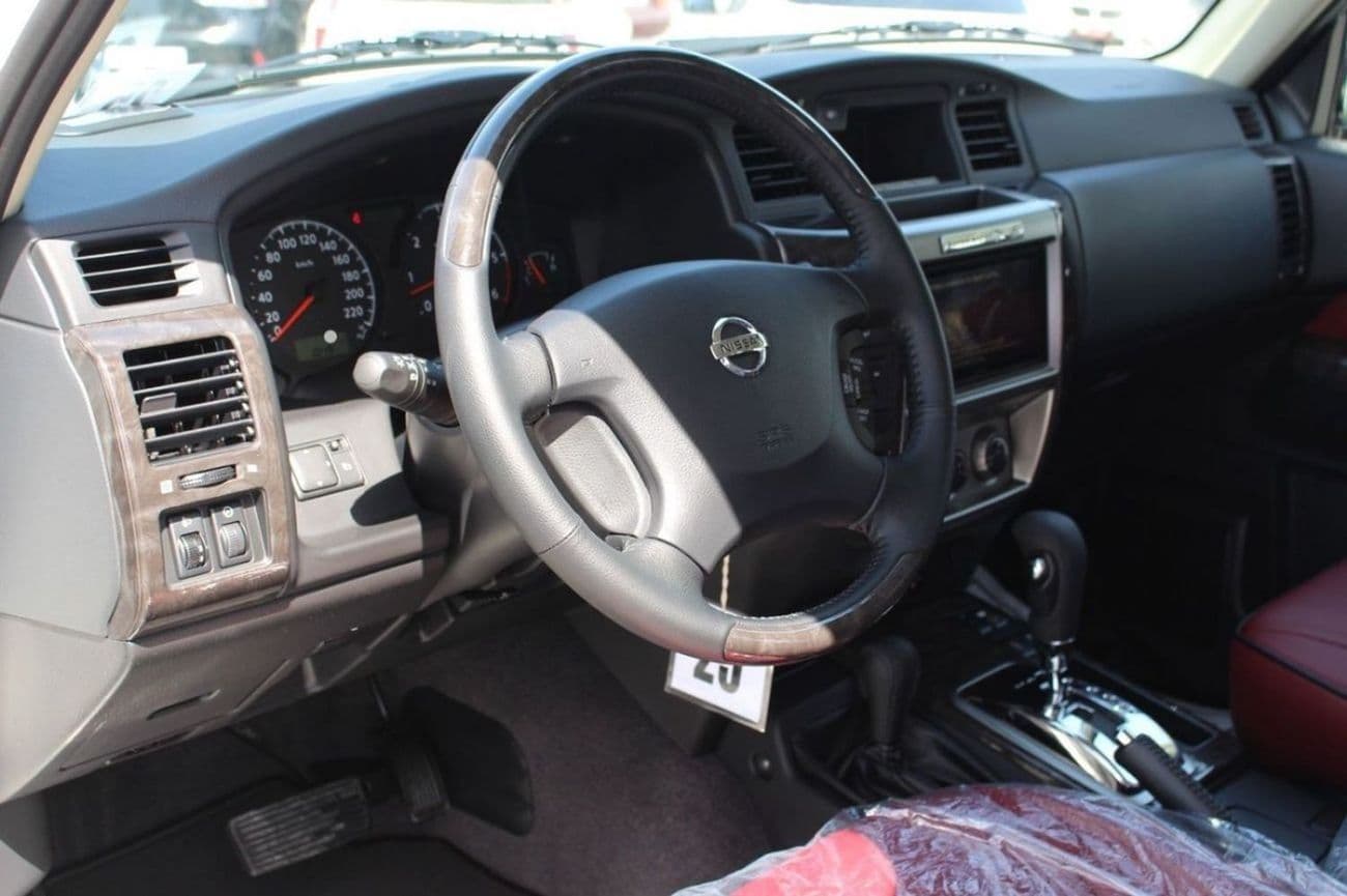 2024 Nissan Patrol SUPER SAFARI thumbnail 7