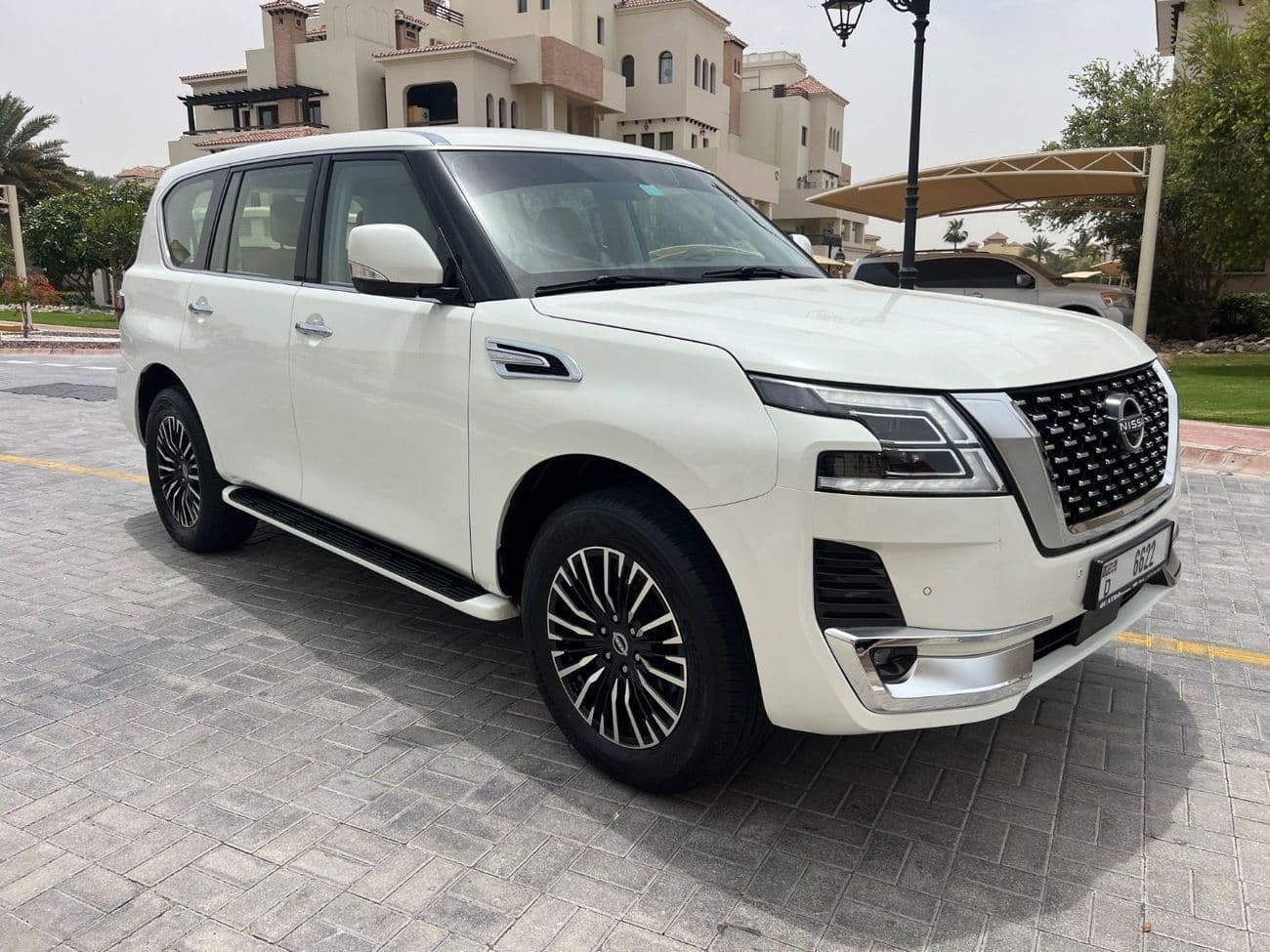 2018 Nissan Patrol SE T1 thumbnail 4